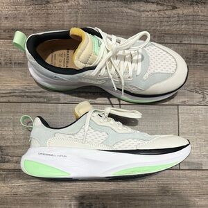 BrandBlack Mint Green, Gray and White Sneakers 9.5